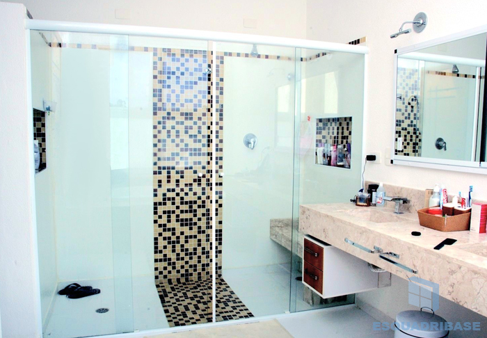 box-frontal-em-vidro-temperado-modelo-convencional-4-folhas