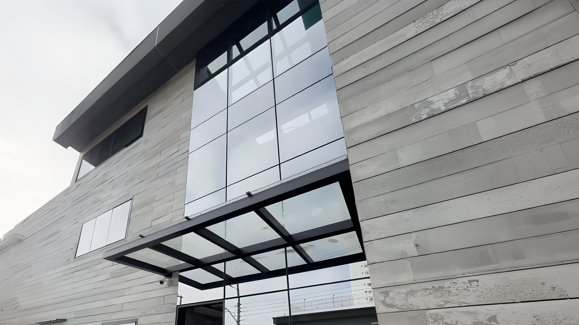 Esquadribase predio fachada